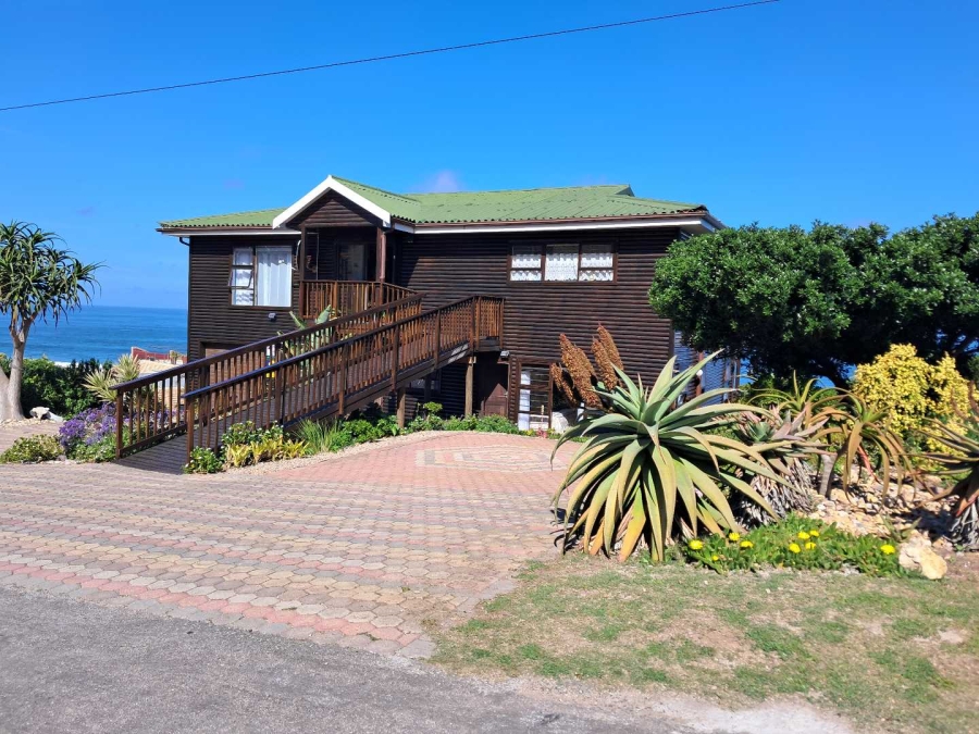 4 Bedroom Property for Sale in Dana Bay Western Cape